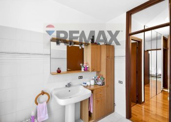 Bagno - Quadrilocale Via dei Fanti
 
13, Trescore Balneario - foto 26