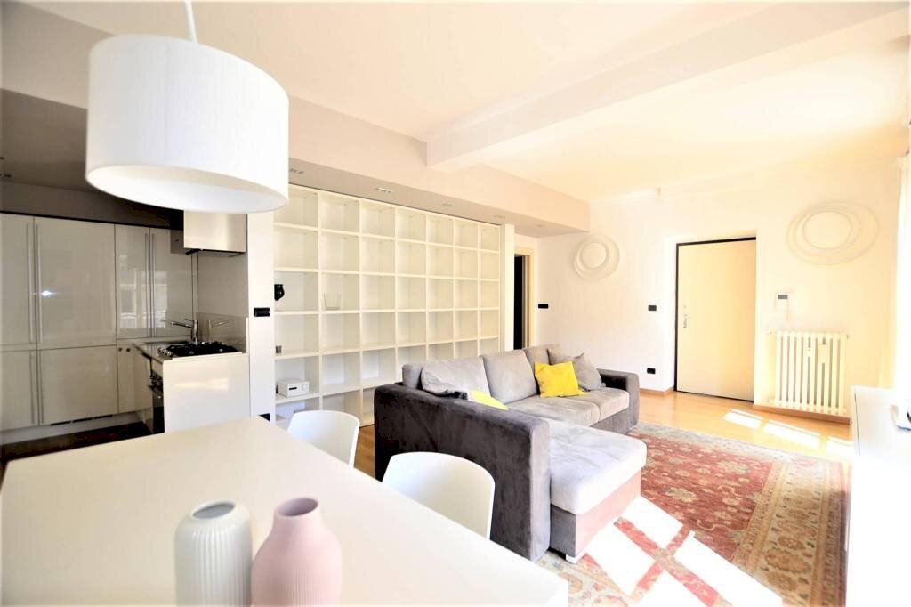 Salone - Three-room apartment via Vitaliano Donati, 15, Torino (neighborhood Centro) - photo 3