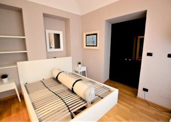 Camera da letto - Three-room apartment via Vitaliano Donati, 15, Torino (neighborhood Centro) - photo 7