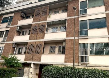 Facciata - Two-room apartment via Taggia, 80, Roma - photo 19