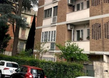 Facciata - Two-room apartment via Taggia, 80, Roma - photo 20