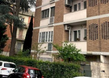 Facciata - Two-room apartment via Taggia, 80, Roma - photo 22
