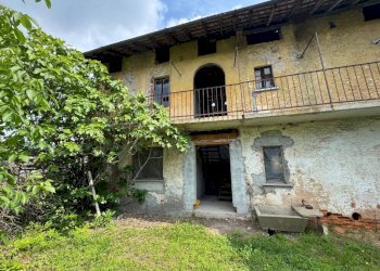 Facciata - Rustico via Barech, Angera - foto 5
