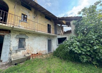 Facciata - Rustico via Barech, Angera - foto 9