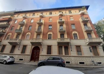 Facciata - Appartamento via Coazze, 2, Torino (zona Cit Turin) - foto 3
