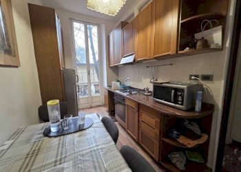 Cucina - Appartamento via Coazze, 2, Torino (zona Cit Turin) - foto 8