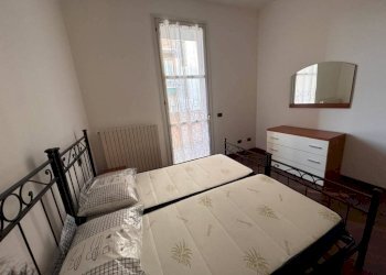 Camera da letto - Three-room apartment via Giacomo Puccini, 7, Parma (neighborhood Cittadella) - photo 8