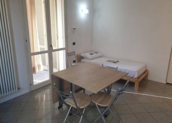 Camera da letto - One-room apartment via Clemente Bondi, 20, Parma (neighborhood San Lazzaro) - photo 8