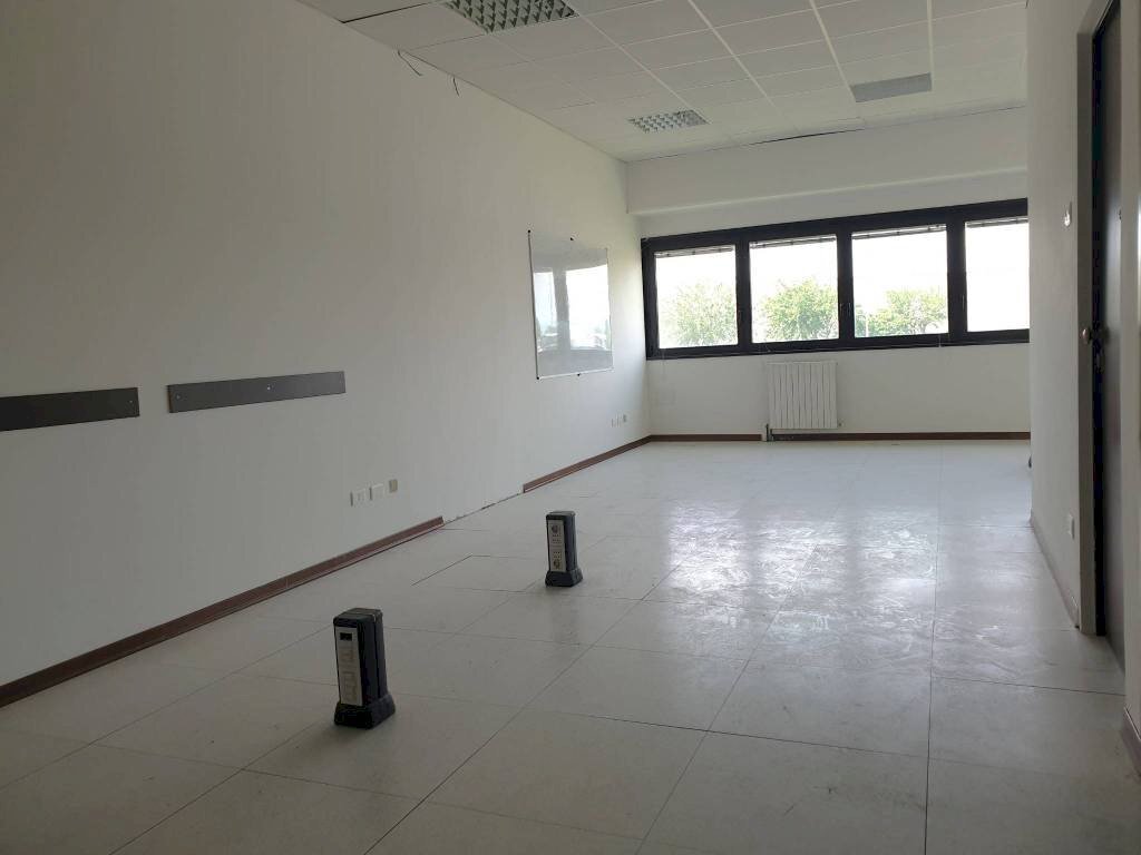Interno non residenziale - Office via dei Muratori, 4, Parma - photo 3