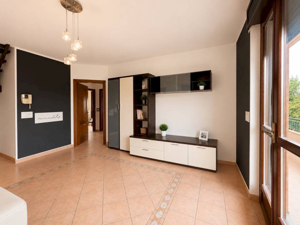 Salone - Quadrilocale via Anna Frank, 2, Carmagnola - foto 3