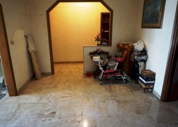 Sala da pranzo - Appartamento via Vincenzo Gioberti, 5, Genova (zona Sampierdarena) - foto 7
