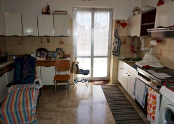 Cucina - Appartamento via Vincenzo Gioberti, 5, Genova (zona Sampierdarena) - foto 8