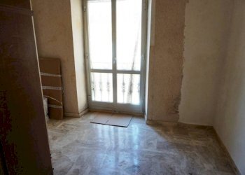 Camera da letto - Appartamento via Vincenzo Gioberti, 5, Genova (zona Sampierdarena) - foto 12