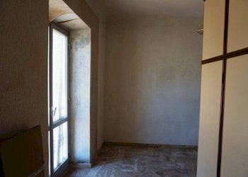 Camera da letto - Appartamento via Vincenzo Gioberti, 5, Genova (zona Sampierdarena) - foto 13
