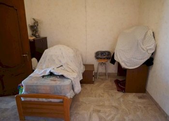 Camera da letto - Appartamento via Vincenzo Gioberti, 5, Genova (zona Sampierdarena) - foto 17