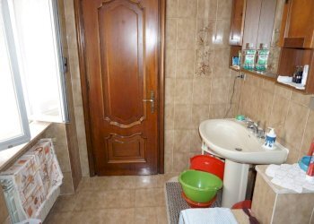 Bagno - Appartamento via Vincenzo Gioberti, 5, Genova (zona Sampierdarena) - foto 21