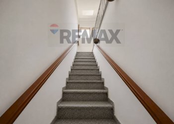 Scale - Three-room apartment Via Bernardino Bernaudo
 
2, Cosenza - photo 5