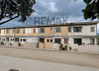 edificio - Three-room apartment Via Bernardino Bernaudo
 
2, Cosenza - photo 11