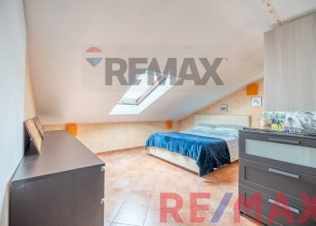 Camera / camera da letto - Villa a Schiera Via Del Pascolaro
 
17, Marino - foto 26