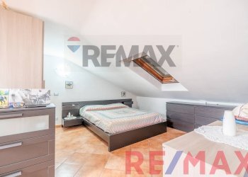 Camera / camera da letto - Villa a Schiera Via Del Pascolaro
 
17, Marino - foto 27