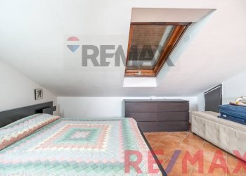 Camera / camera da letto - Villa a Schiera Via Del Pascolaro
 
17, Marino - foto 30