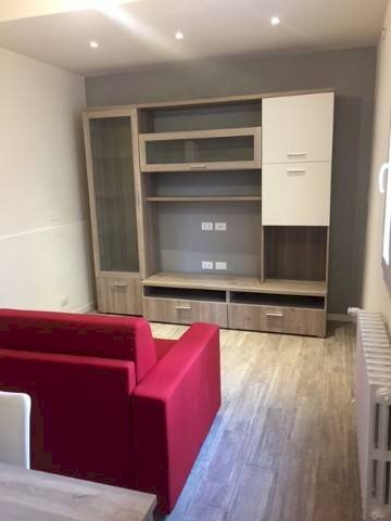 Salone - Appartamento via Carlo Zucchi, Modena (zona Circoscrizione 1) - foto 3