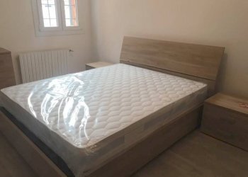 Camera da letto - Quadrilocale via Carlo Zucchi, Modena (zona Circoscrizione 1) - foto 8