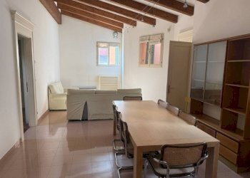 Soggiorno - Three-room apartment via Massimo d'Azeglio, Bologna (neighborhood Costa Saragozza) - photo 1