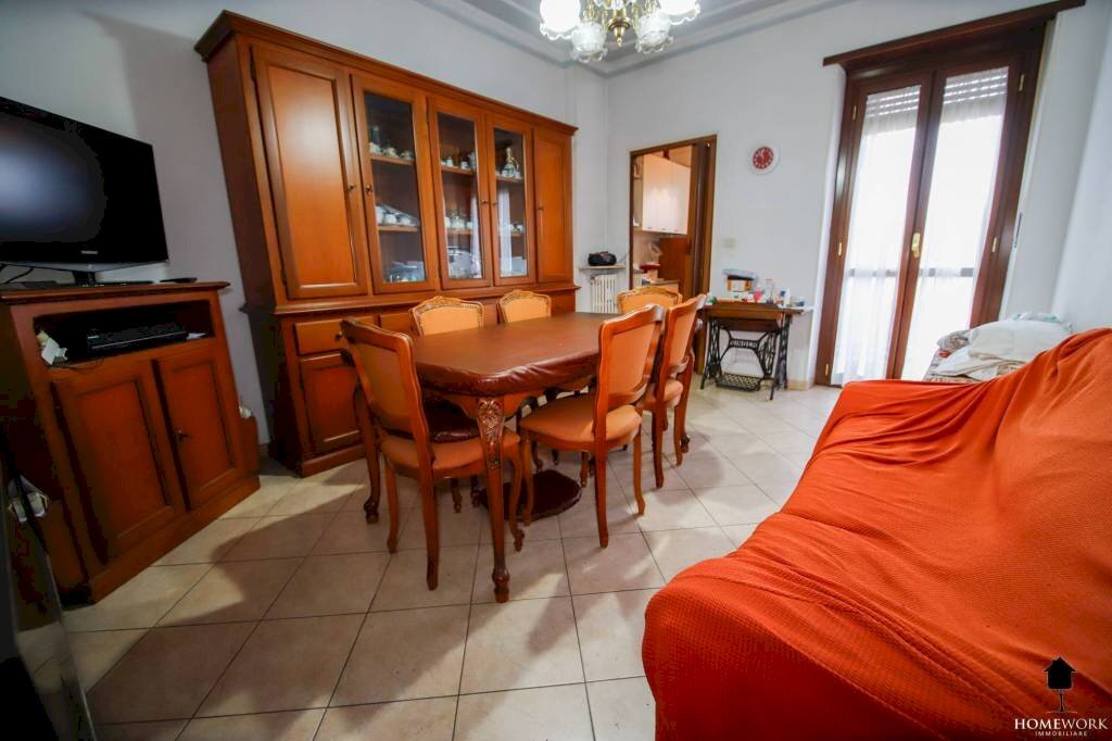 Salone - Three-room apartment via Alfred Nobel, 6, Settimo Torinese - photo 3