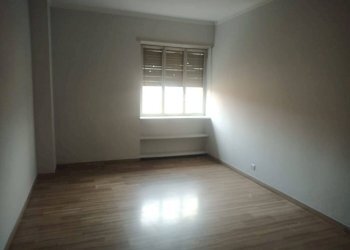 Camera da letto - Three-room apartment via Pastrengo, 35, Moncalieri - photo 10