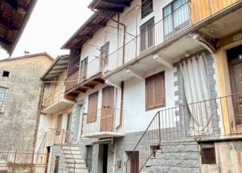 Facciata - Villa a Schiera Frazione Borgo, 64, Veglio - foto 31