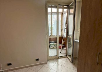 camera con veranda - Four-room apartment strada CASTELLO DI MIRAFIORI, 19, Torino (neighborhood Mirafiori Sud) - photo 11