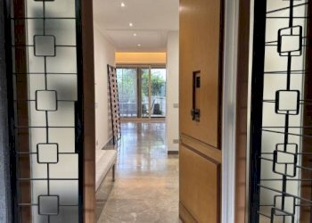 Interno palazzo - Three-room apartment via degli Urali, Roma (neighborhood EUR) - photo 36