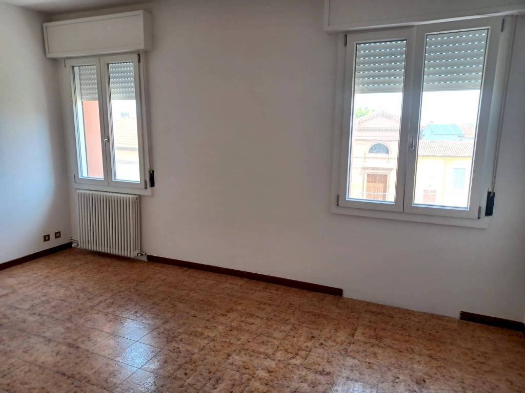 Interno appartamento - Four-room apartment piazza Giuseppe Garibaldi, Terre del Reno - photo 2
