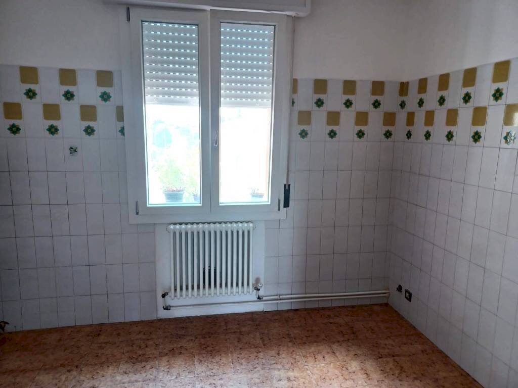 Cucina - Four-room apartment piazza Giuseppe Garibaldi, Terre del Reno - photo 3