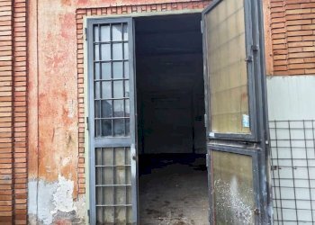 whatsapp image 2026-05-13 at 19.00.32 - Warehouse via san giuseppe cafasso, Roma - photo 14