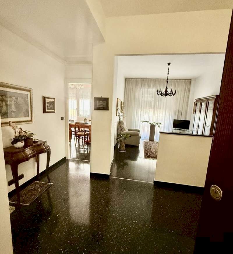 IMG_7842 - Appartamento via Sant Alberto, 29A, Genova (zona Sestri Ponente) - foto 2