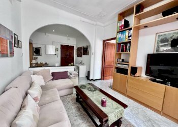 Soggiorno - Three-room apartment via Chiaravagna, 18, Genova (neighborhood Sestri Ponente) - photo 1