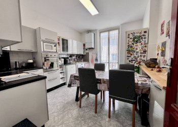 Cucina - Trilocale via Chiaravagna, 18, Genova (zona Sestri Ponente) - foto 22