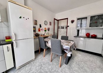Cucina - Trilocale via Chiaravagna, 18, Genova (zona Sestri Ponente) - foto 24