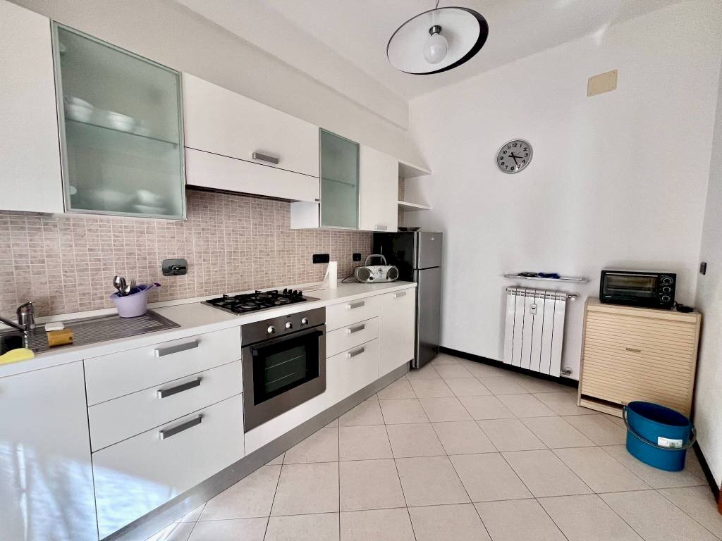 Cucina - Two-room apartment via Giovanni Ambrogio Molfino, 8, Genova (neighborhood Sestri Ponente) - photo 2