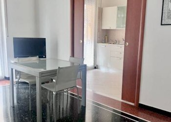 Soggiorno - Two-room apartment via Giovanni Ambrogio Molfino, 8, Genova (neighborhood Sestri Ponente) - photo 9