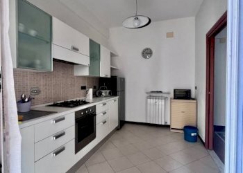 Cucina - Two-room apartment via Giovanni Ambrogio Molfino, 8, Genova (neighborhood Sestri Ponente) - photo 14