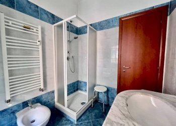 Bagno - Two-room apartment via Giovanni Ambrogio Molfino, 8, Genova (neighborhood Sestri Ponente) - photo 18