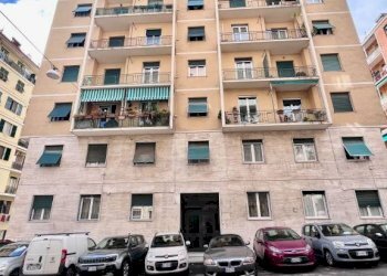 Facciata - Two-room apartment via Giovanni Ambrogio Molfino, 8, Genova (neighborhood Sestri Ponente) - photo 26