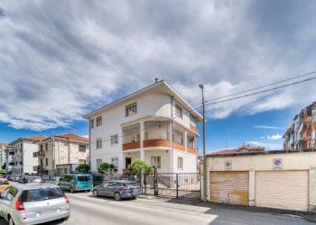 FACCIATA - Apartment via NAZARIO SAURO, Collegno - photo 1