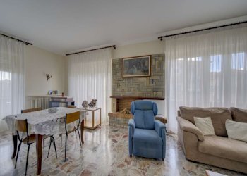 SALONE - Apartment via NAZARIO SAURO, Collegno - photo 8