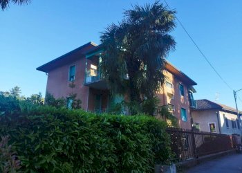 Facciata - Three-room apartment via Masaccio, 16, Varese - photo 3