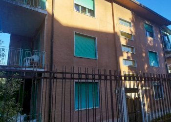 Facciata - Three-room apartment via Masaccio, 16, Varese - photo 6