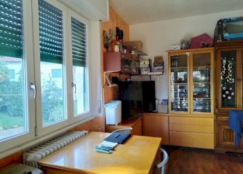Salone - Three-room apartment via Masaccio, 16, Varese - photo 16